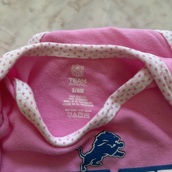 EUC! Detroit Lions Onsie- Size 3-6 months - Picture 4 of 4